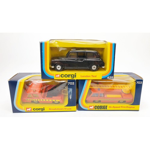 486 - A selection of boxed Corgi buses and vehicles. UK shipping £14. We combine shipping.