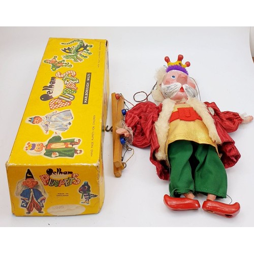 497 - A vintage boxed Pelham Puppet, Type SL King 1963 with early crown, A/F, in original box. UK shipping... 