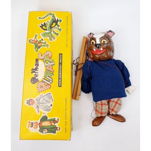 499 - A vintage boxed Pelham Puppet, Bulldog 1963 in original box with instruction leaflet. UK shipping £1... 