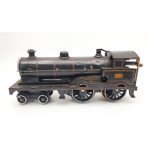 515 - A vintage O gauge George The Fifth clockwork locomotive and tender, locomotive length 9