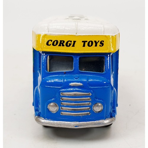 465A - A rare vintage Corgi Smith's Karrier Shop, 