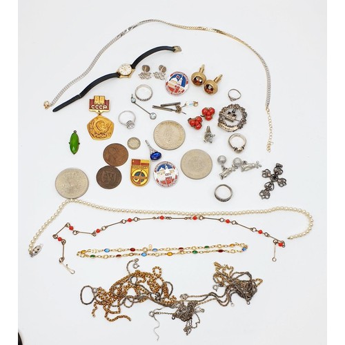 24 - A selection of jewellery including silver and assorted. UK shipping £14.