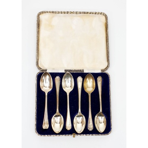 31 - Five silver hallmarked teaspoons having a golfing motif, Sheffield 1933 together with one other silv... 