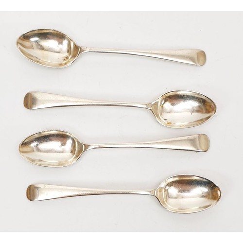 38 - Four hallmarked silver coffee spoons, weight 31g, Sheffield 1915. UK shipping £14.