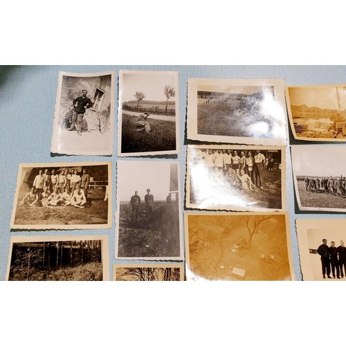 81 - A selection of World War II German military photographs. UK shipping £14.