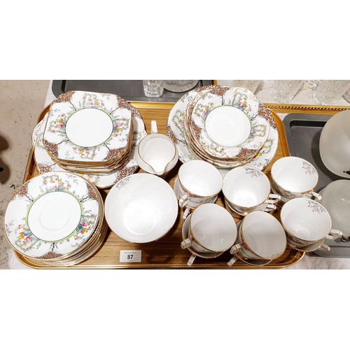 87 - A selection of hand finished Grosvenor tea ware. No shipping. Arrange collection or your own packer ... 