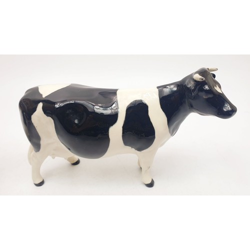 279 - A Beswick Friesian family comprising Coddington Hill Bar 1439A, CH. Clayburn Leegwater 1362A and cal... 