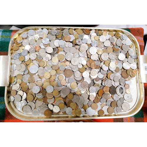 192 - A selection of British and foreign coinage. No shipping. Arrange collection or your own packer and s... 