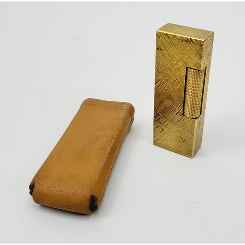 59A - A gold plated Dunhill lighter. UK shipping £14.