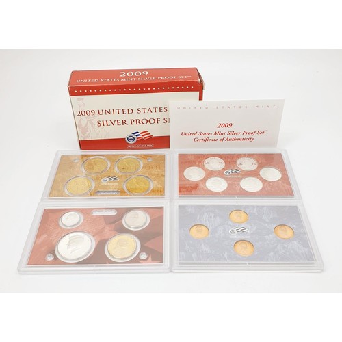 60 - A 2009 United States Mint silver proof coin set. UK shipping £14. We combine lots.