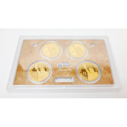 60 - A 2009 United States Mint silver proof coin set. UK shipping £14. We combine lots.