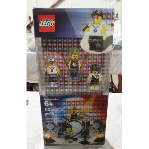 193 - A sealed Lego Rock Band Figure Set. UK shipping £14.