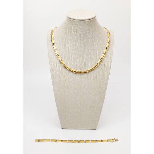 10 - A Portuguese hallmarked 800% (19.2ct) gold matching necklace and bracelet, necklace length 18