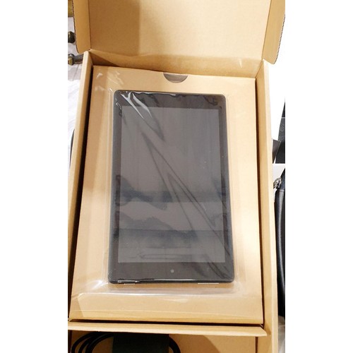 92 - A sealed Amazon Kindle together with assorted. UK shipping £14.