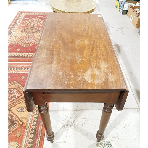 144 - A 19th century mahogany Pembroke table, width 34