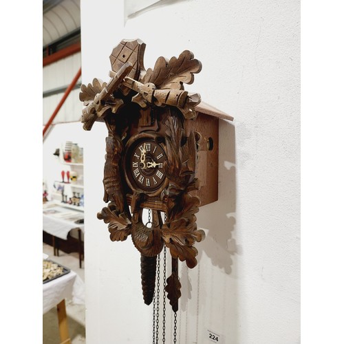 224 - A cuckoo clock. No shipping. Arrange collection or your own packer and shipper, please. Electricals ... 