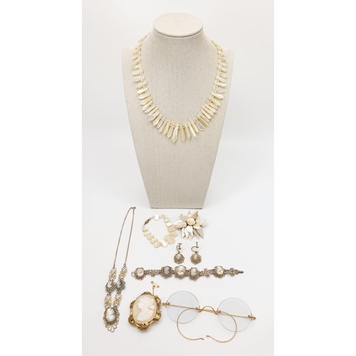 45 - A selection of antique jewellery and a pair of antique spectacles. UK shipping £14.