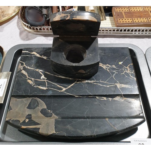 69 - A vintage marble ink stand, width 9.75