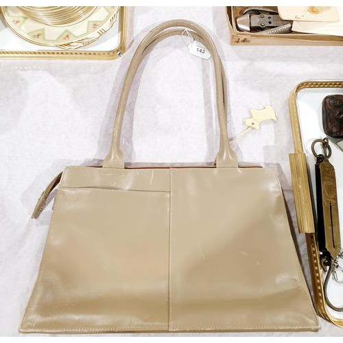 143 - A Radley handbag. UK shipping £14.