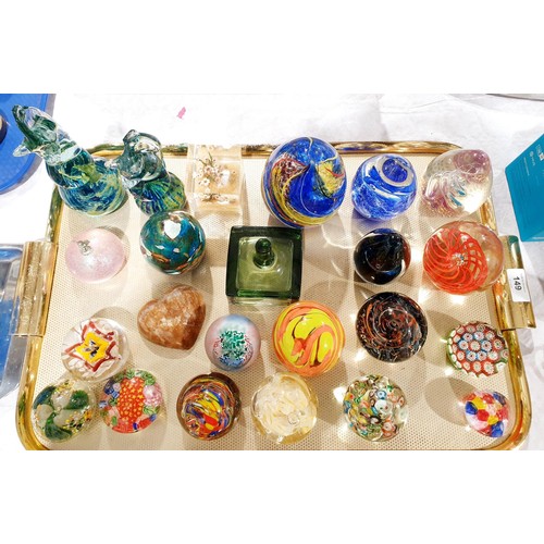 149 - A selection of paper weights. No shipping. Arrange collection or your own packer and shipper, please... 