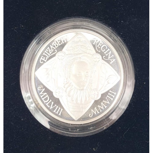 44 - A boxed Royal Mint 2008 UK Queen Elizabeth I £5 Piedfort silver proof coin. UK shipping £14.