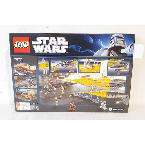 14 - A sealed Lego Star Wars Naboo Star Fighter 7877, retired in 2012. UK shipping £14.