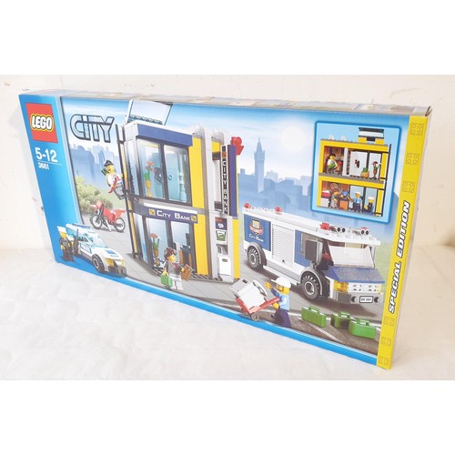 84 - A sealed Lego City Bank And Money Transfer 3661, retired in 2012. UK shipping £14.