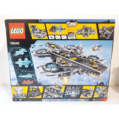 93 - A sealed Lego Marvel Super Heroes S.H.I.E.L.D. Helicarrier 76042, retired in 2017. UK shipping £14.