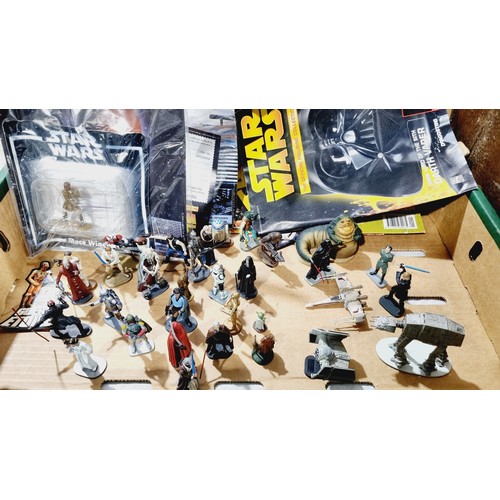 213 - Star Wars The Official Figurine Collection models 1-32 loose with no magazines issues 33-60, sealed ... 