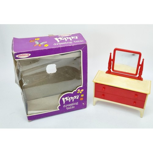 226 - A boxed Pippa's Dressing Table and a boxed Wardrobe by Palitoy With clothing and accessories. UK shi... 