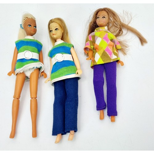 227 - A boxed Pippa's Friend Tammie and two other Pippa dolls by Palitoy. UK shipping £14.