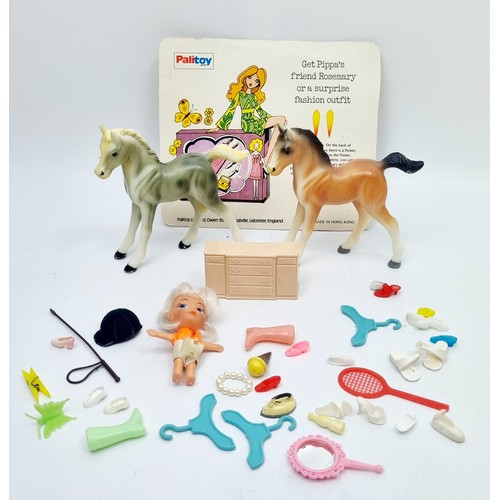 220 - A selection of Pippa dolls, clothing and accessories by Palitoy. UK shipping £14.