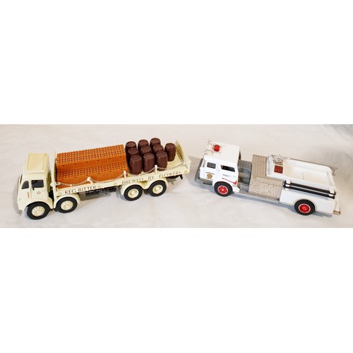 284 - Six boxed Corgi Classics trucks and lorries including a Mack B Series Semi, an Atkinson 8 Wheel Rigi... 