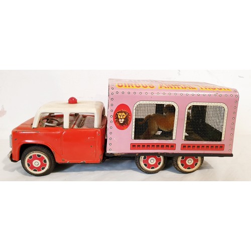 315 - A vintage tin plate push along MF782 Circus Animal Truck. UK shipping £14.