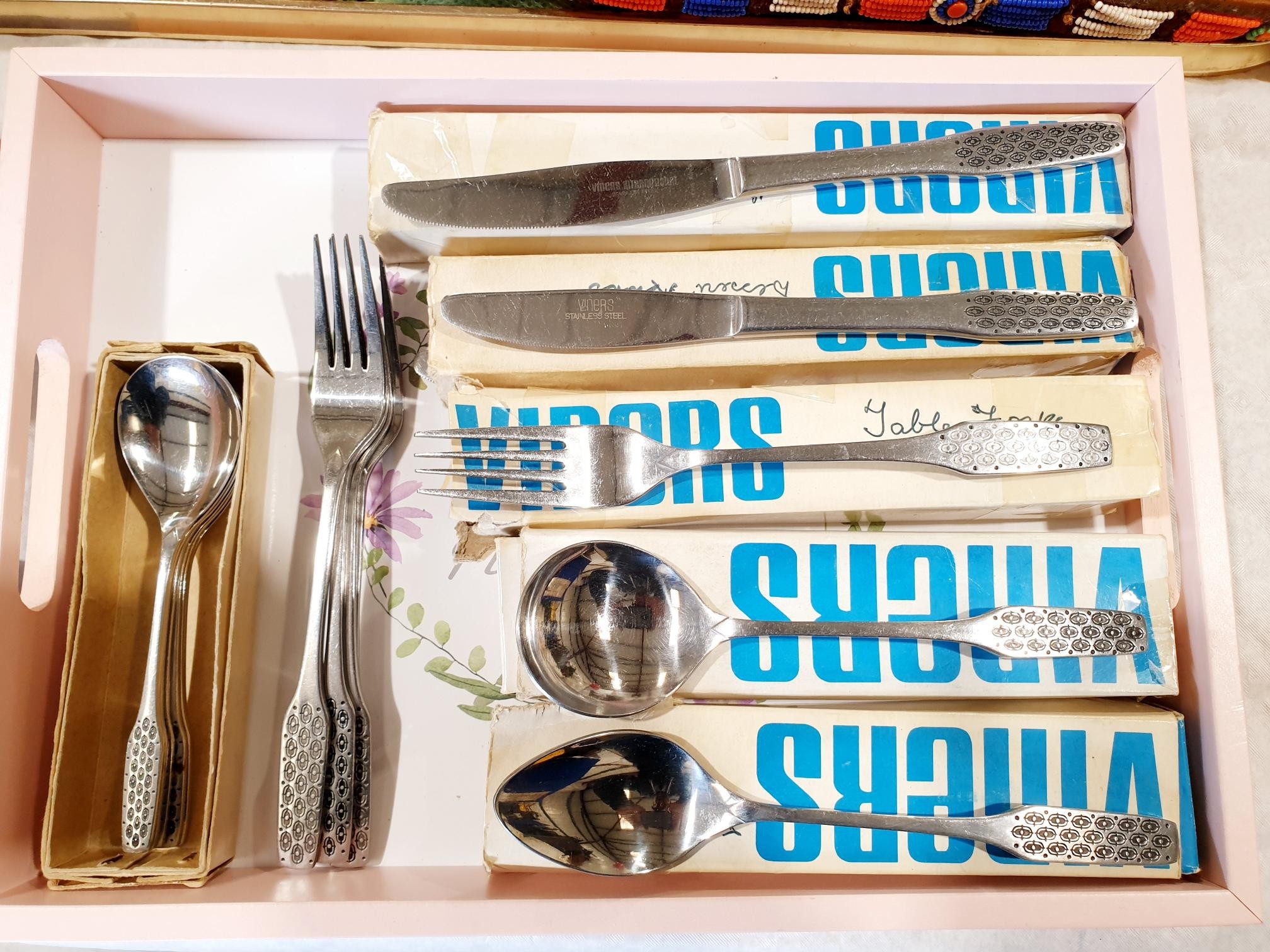 Boxed vintage Viners flatware. UK shipping £14.