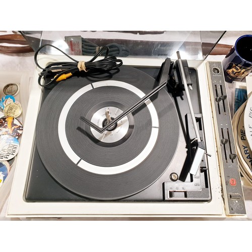 109 - A vintage Ultra turntable and speakers. No shipping. Arrange collection or your own packer and shipp... 