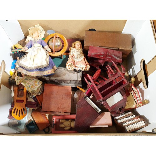 252 - A vintage doll's house, width 73.5cm together with vintage and later doll's furniture. No shipping. ... 