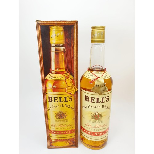 39 - Two bottles of vintage Bell's Scotch Whisky, each 75cl. No shipping. Arrange collection or your own ... 