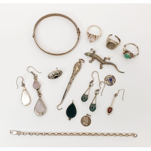 3 - A selection of silver jewellery and a white metal lizard brooch, gross weight 66g. UK shipping £14.