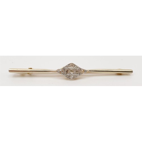 29 - A 15ct diamond brooch, width 5.5cm, gross weight 2.9g. UK shipping £14.