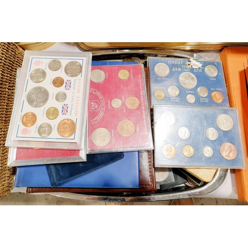 105 - British and foreign coins, commemorative crowns and a coin album. UK shipping £14.