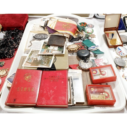 156 - A tray of assorted including Chinese badges and ephemera. UK shipping £14.