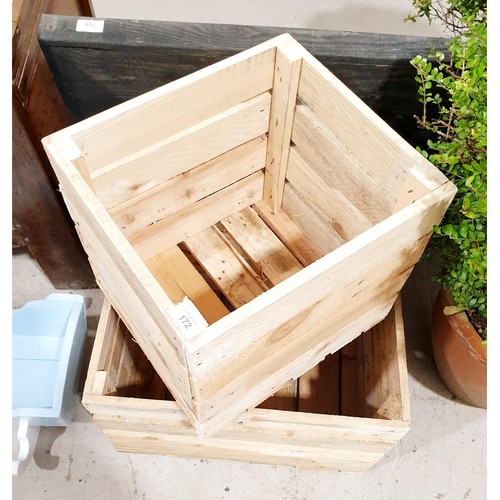 172 - Two wooden crates, the largest 51cmx40cmx33cm. No shipping. Arrange collection or your own packer an... 