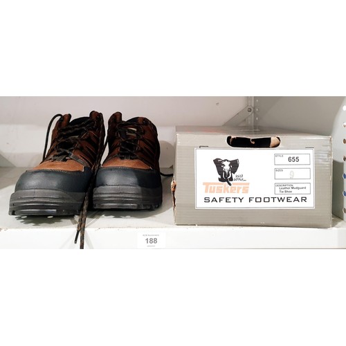 188 - Two pairs of unused Tuskers safety work shoes, size 9. UK shipping £14.