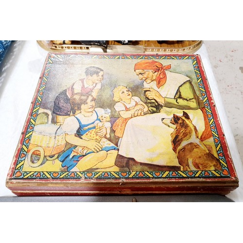 208 - A vintage set of wooden puzzle blocks. UK shipping £14.