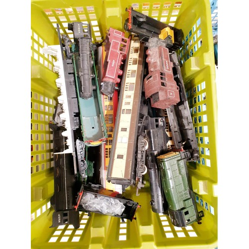 226 - Three boxes of 00 gauge rolling stock and locomotive parts. UK shipping £14.