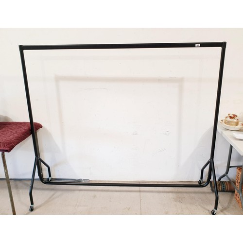 289 - A clothes rack, width 183cm. No shipping. Arrange collection or your own packer and shipper, please.... 