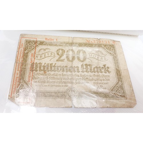 21 - Selection of bank notes including WWII Malaya cent notes. UK shipping £14.