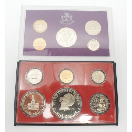 28 - Selection of United States of America coinage including proof sets. UK shipping £14.