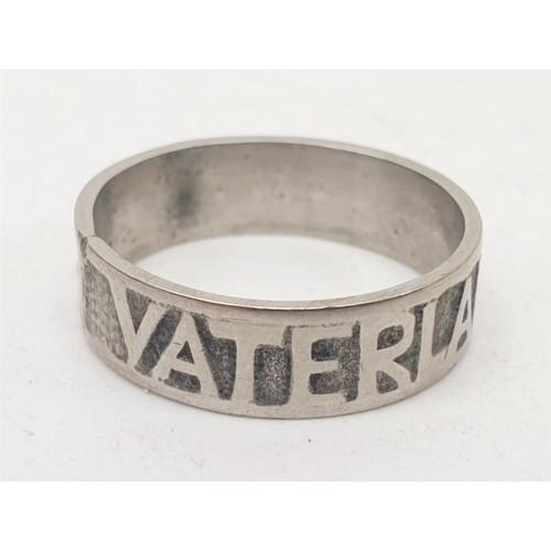 127 - A WWI German Fatherland ring 1914 and a Fyffhauserbund veterans badge. UK shipping £14.